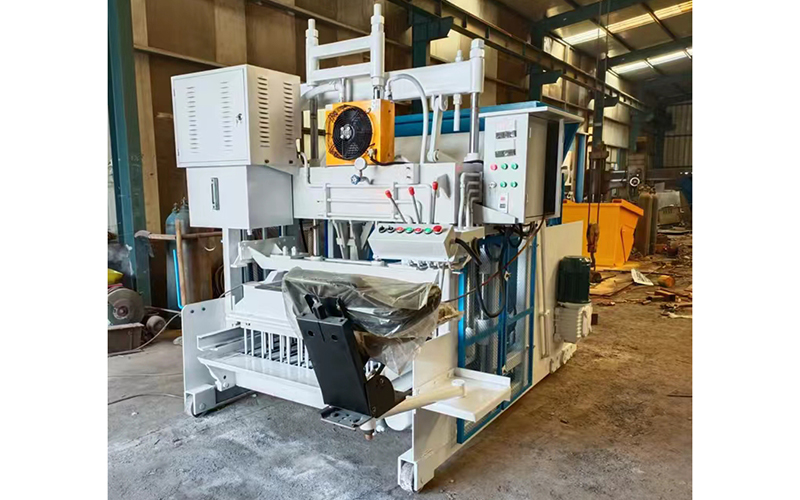 automatic block machine.jpg